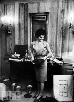 Cyprès by Rigaud ≈ Jackie Kennedy's Favorite Wick for the White House {Holiday Shopping Ideas & Tips - $75 or Less} {Fragrant Reading}